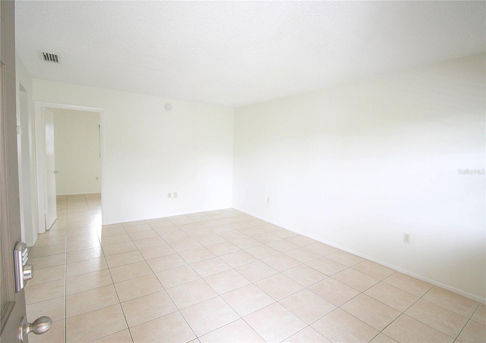 Home in SARASOTA — photo 3