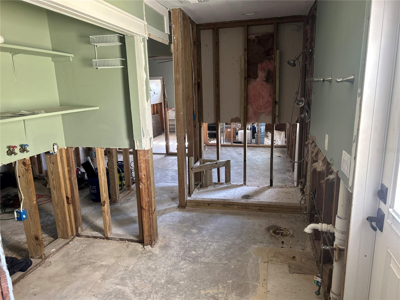 3008 DUPONT ST S — photo 12