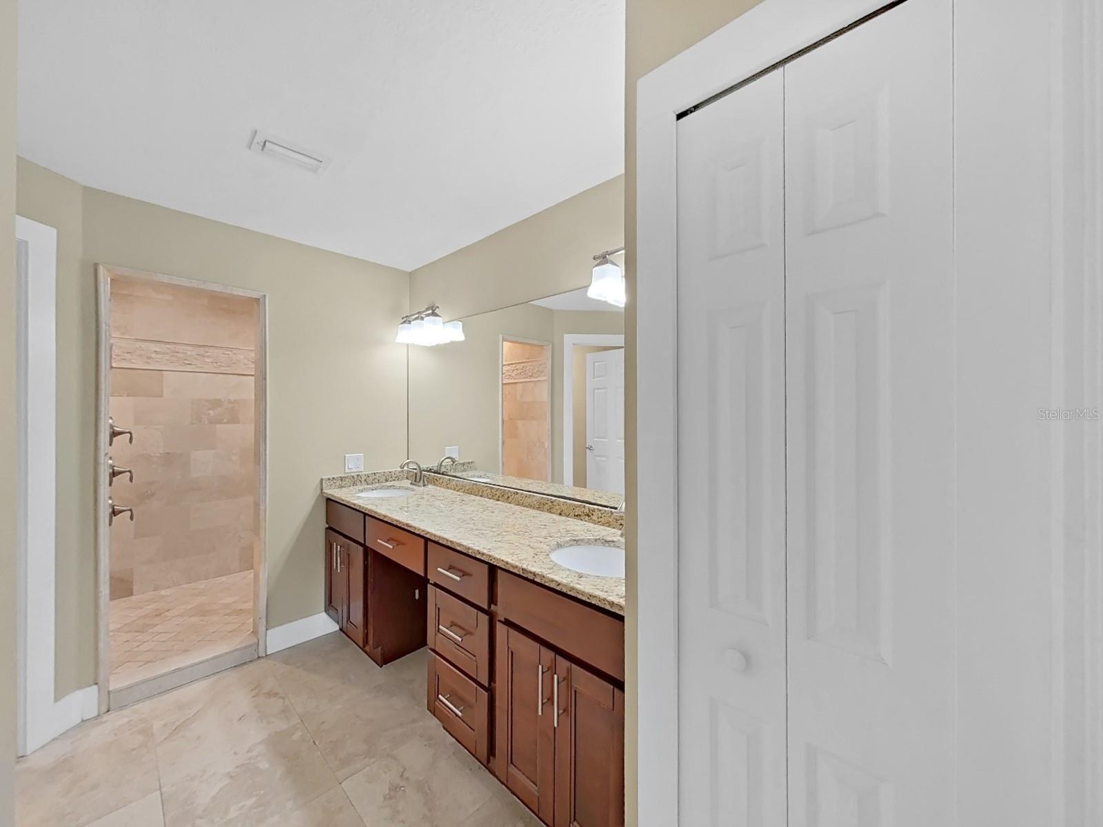 2348 ASAPH CT — photo 24