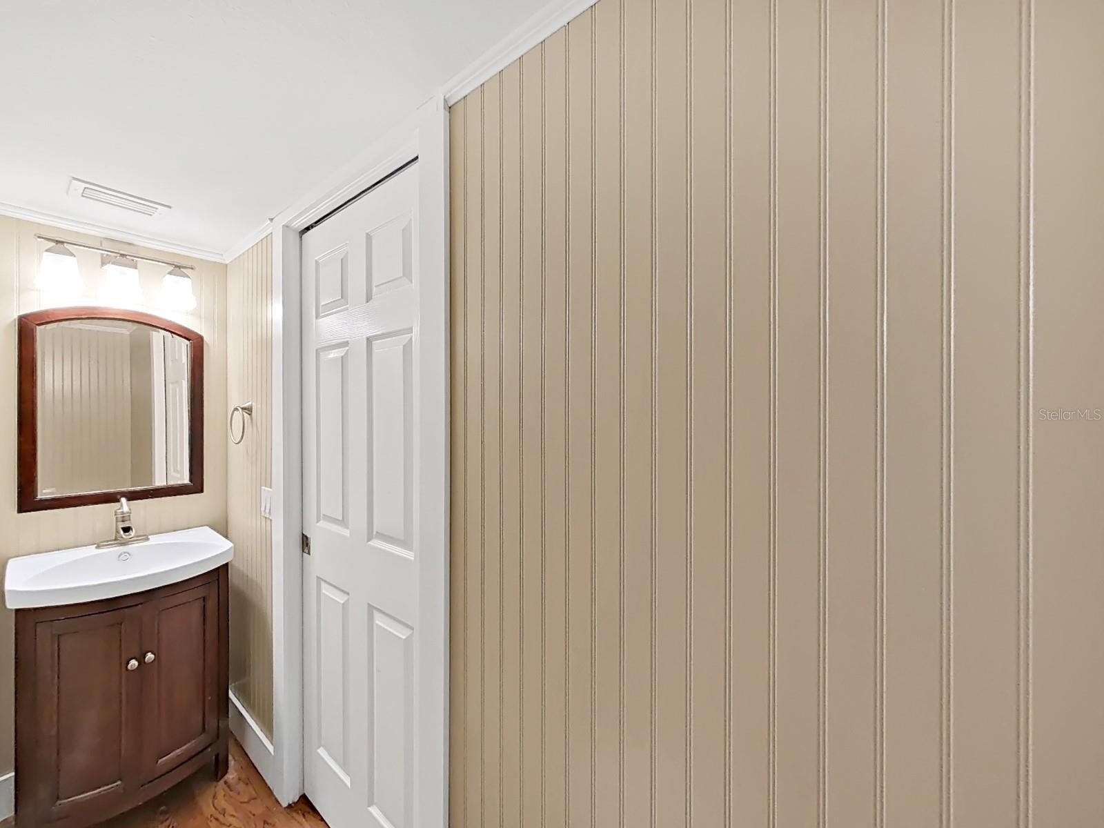 2348 ASAPH CT — photo 33