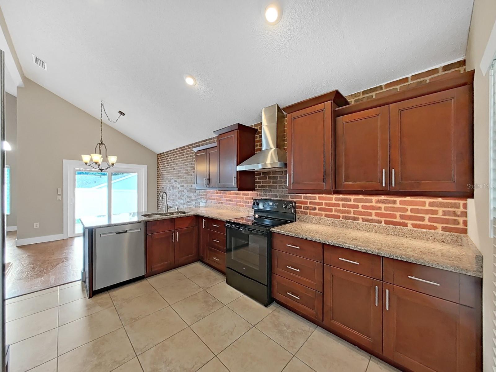 2348 ASAPH CT — photo 15