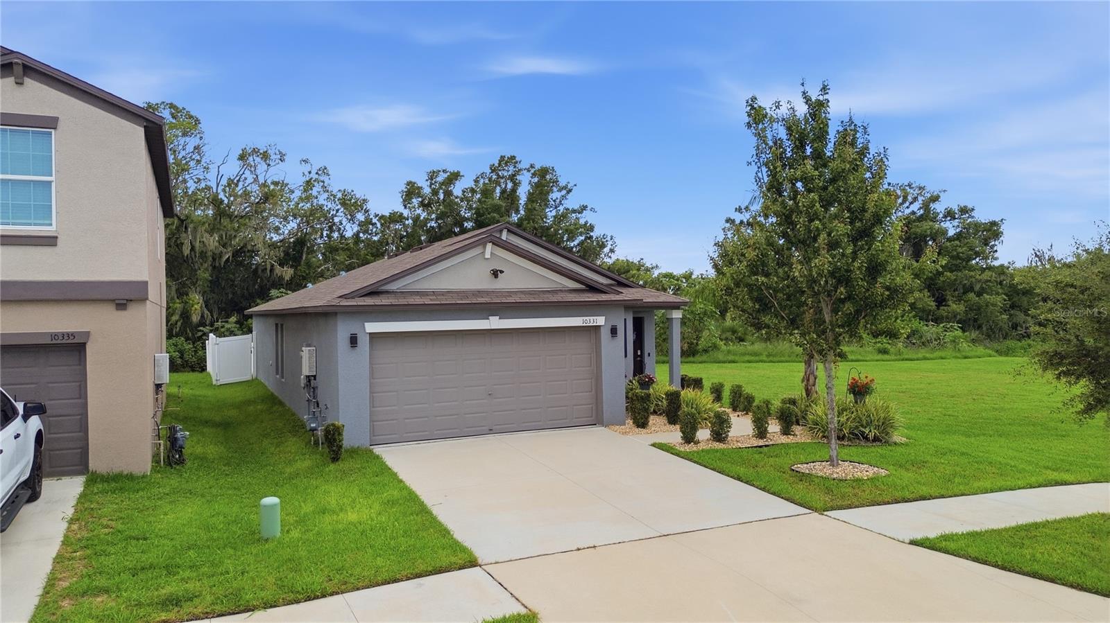10331 BLUE PLUME CT — photo 2