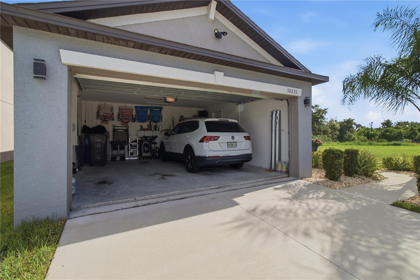 10331 BLUE PLUME CT — photo 41