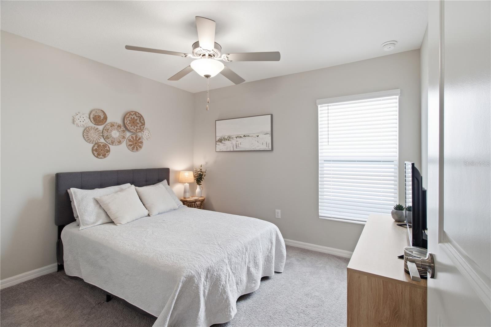 10331 BLUE PLUME CT — photo 32