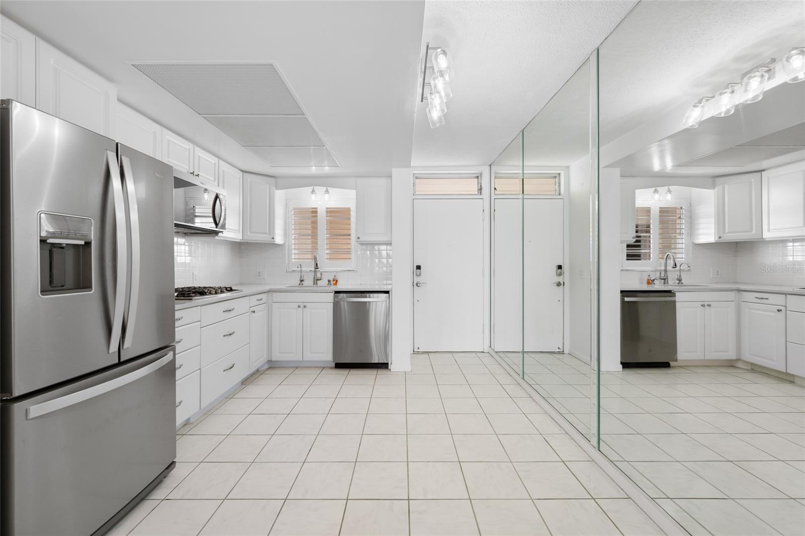 1847 SHORE DR S #509 — photo 10