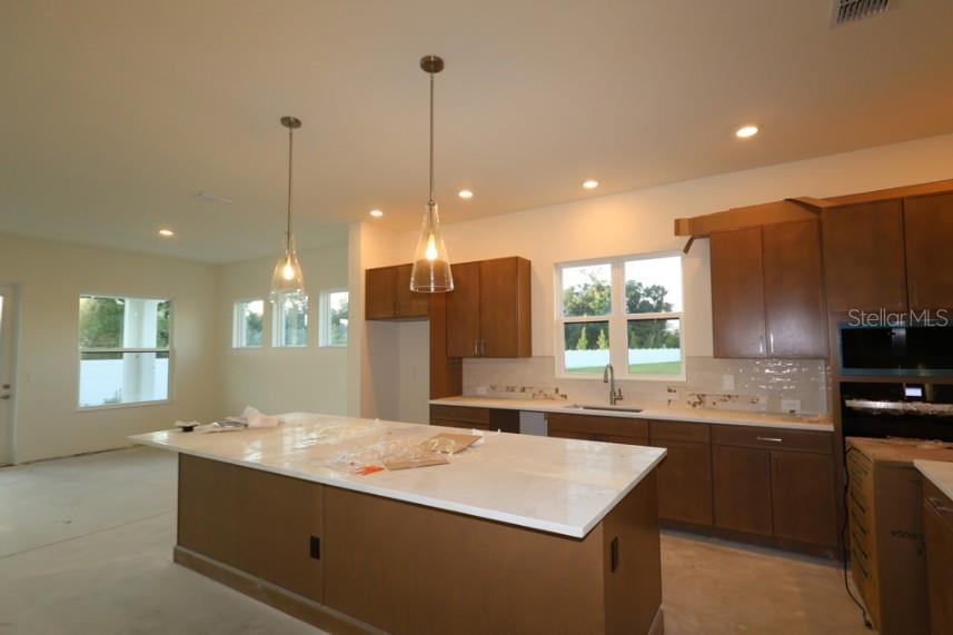 6811 HERON MEADOW DR — photo 8