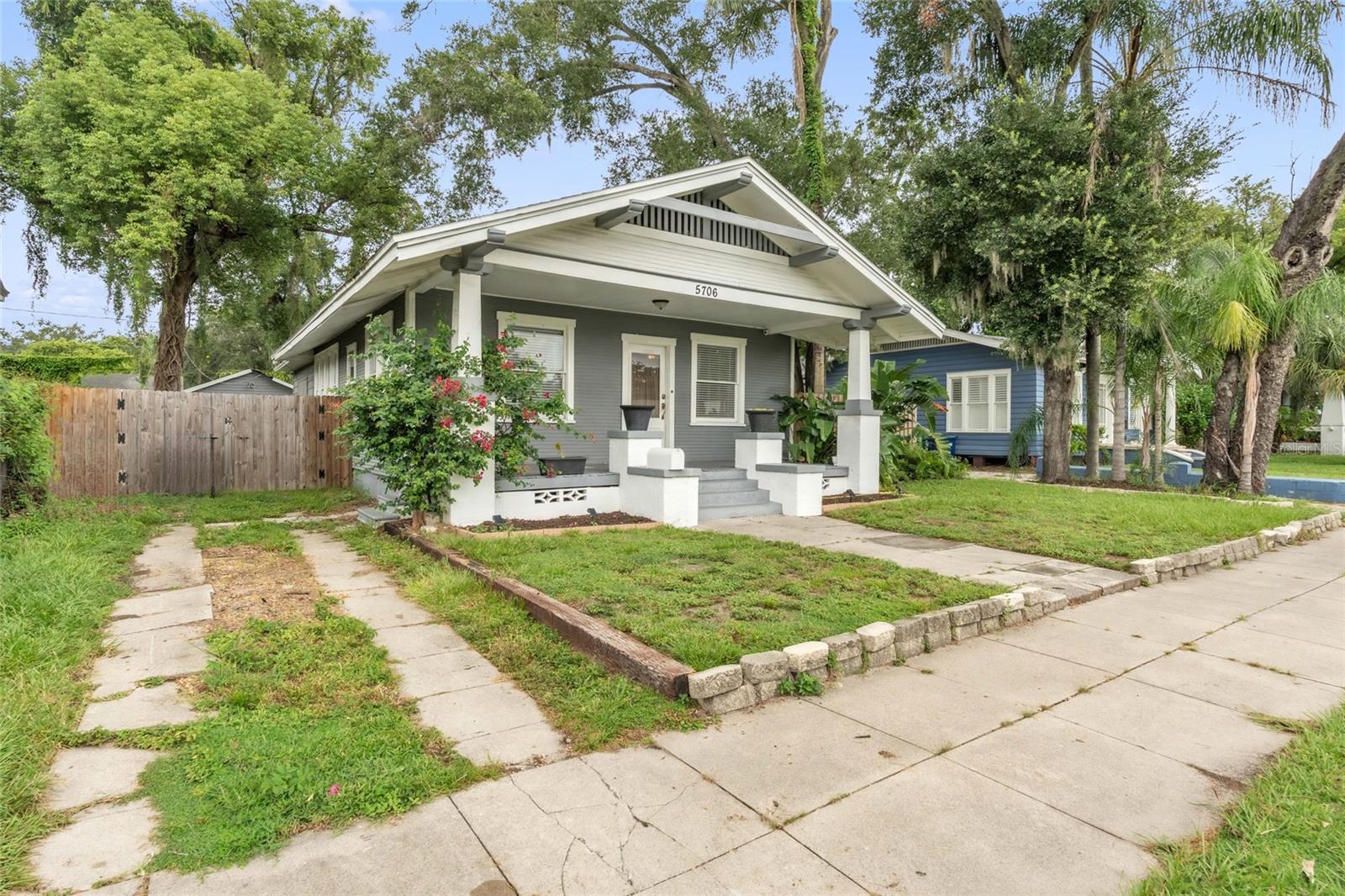 5706 N CHEROKEE AVE — photo 2