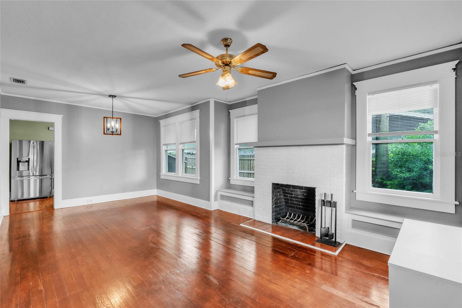 5706 N CHEROKEE AVE — photo 6