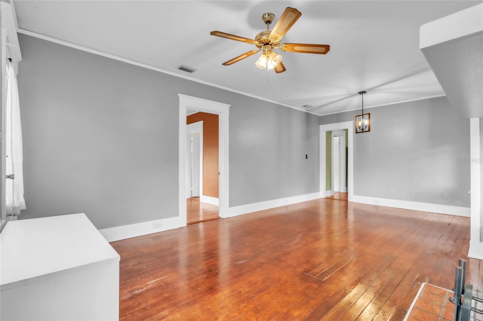 5706 N CHEROKEE AVE — photo 7