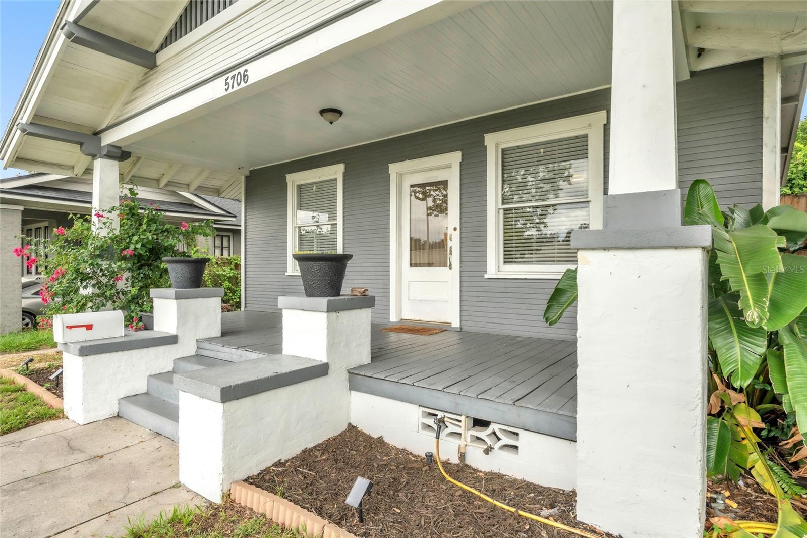 5706 N CHEROKEE AVE — photo 5