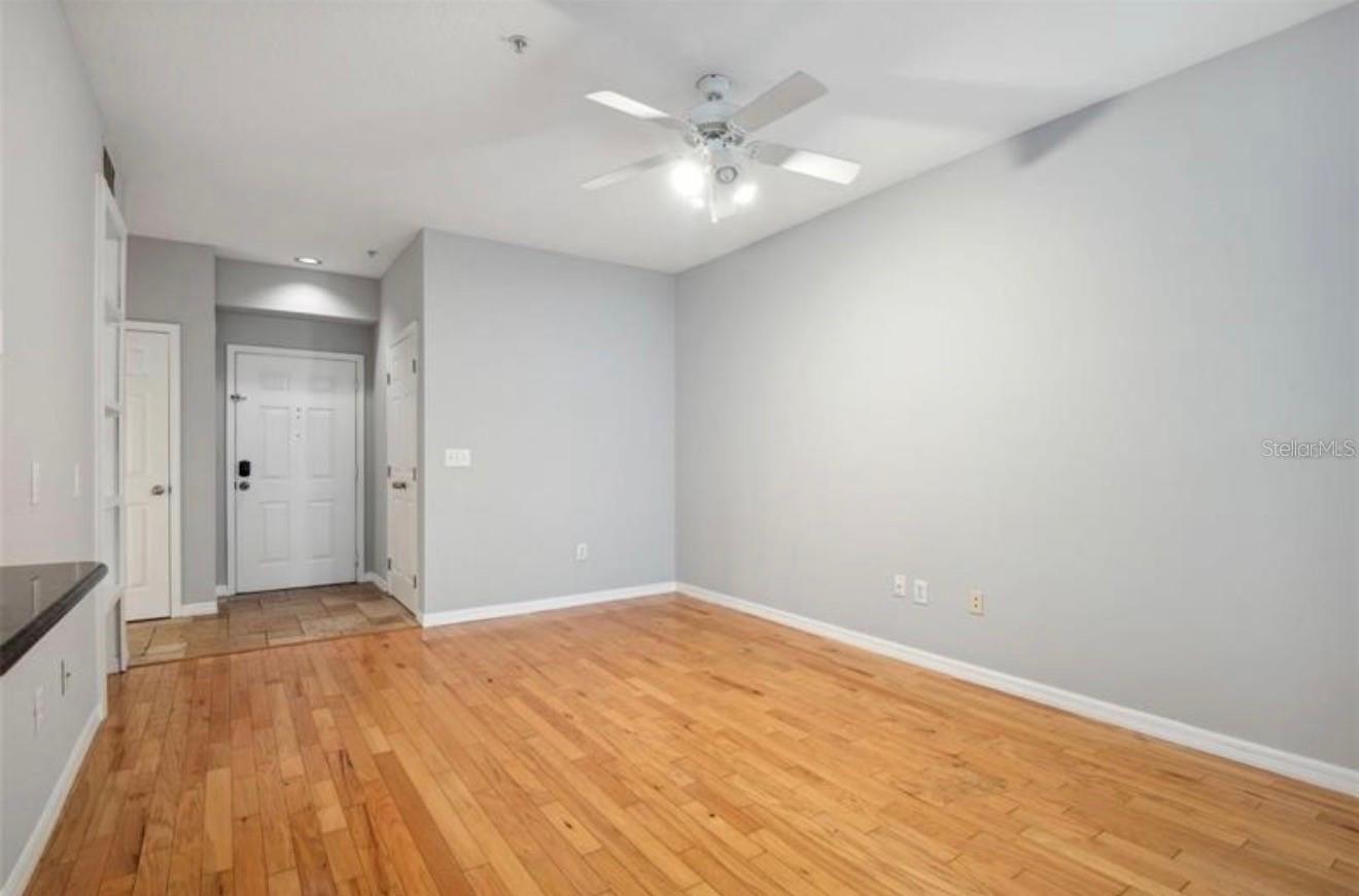1810 E PALM AVE #1205 — photo 3