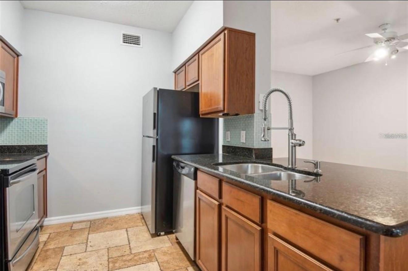 1810 E PALM AVE #1205 — photo 11