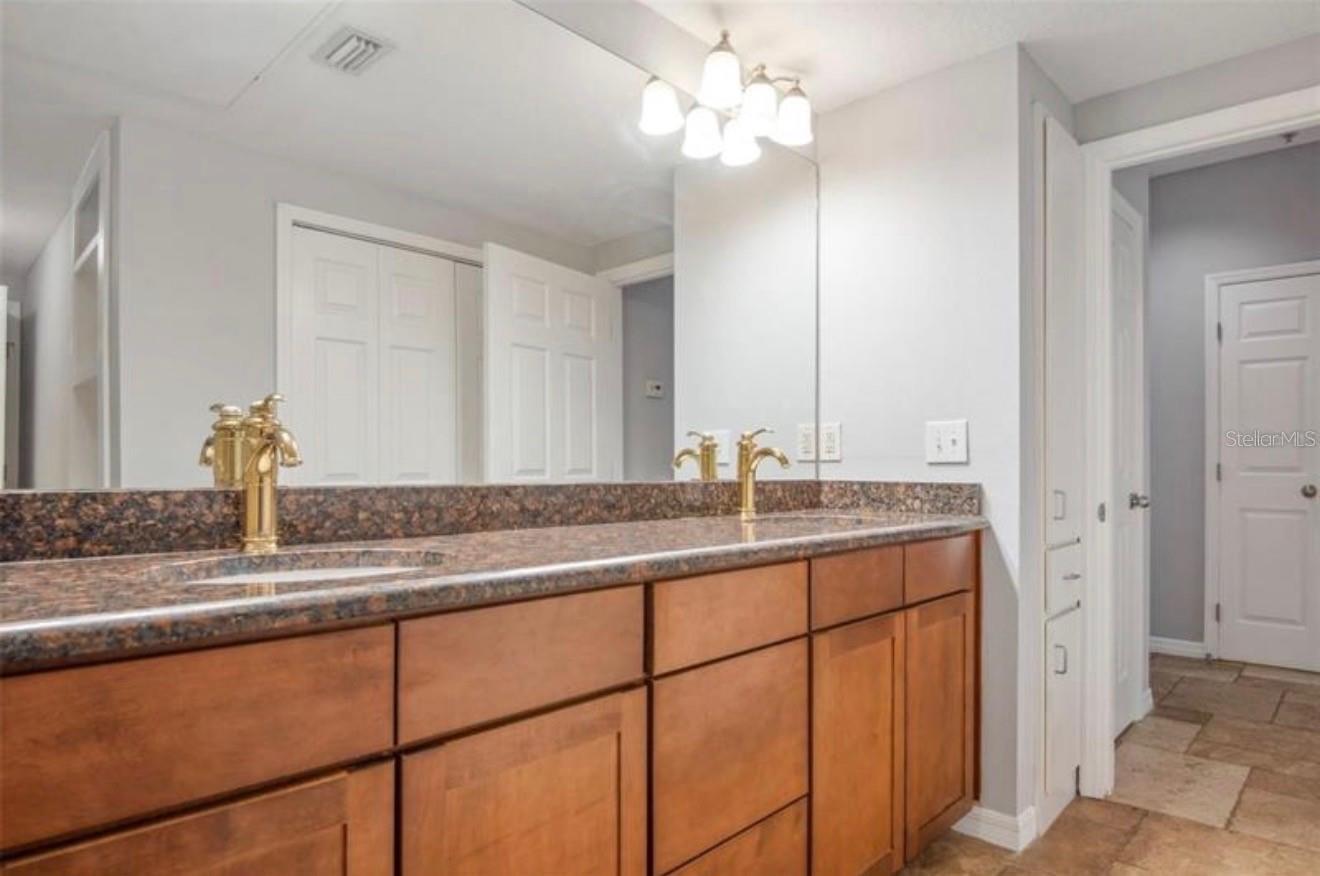 1810 E PALM AVE #1205 — photo 21