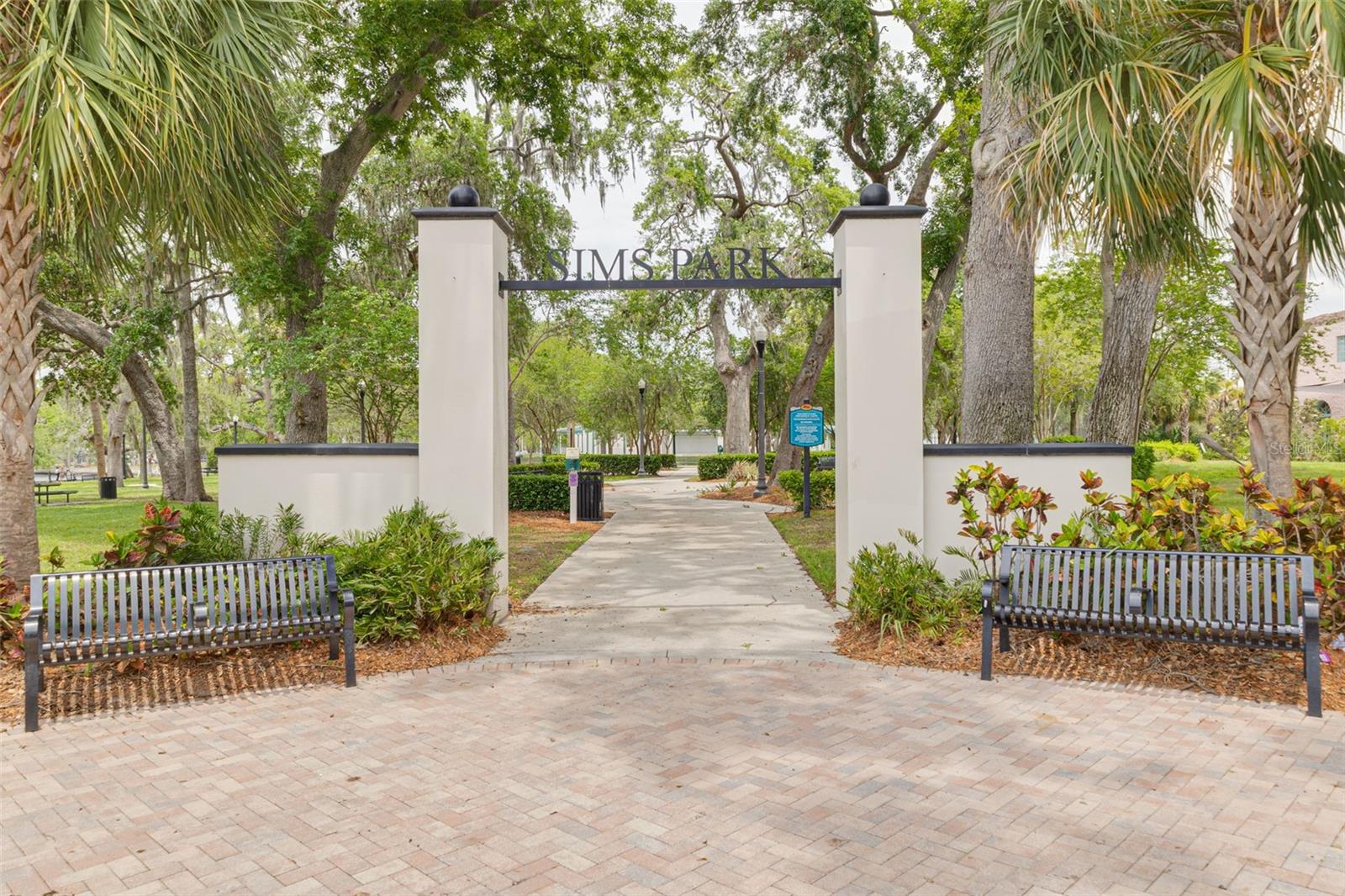 5030 OVERLOOK DR — photo 32