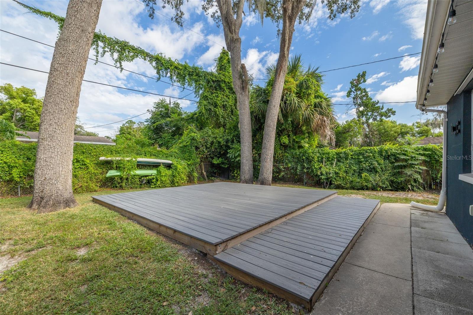 5030 OVERLOOK DR — photo 23