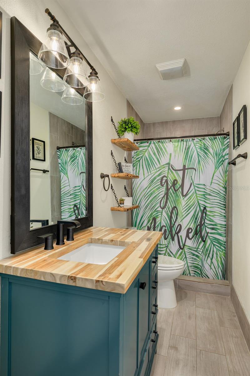 5030 OVERLOOK DR — photo 15