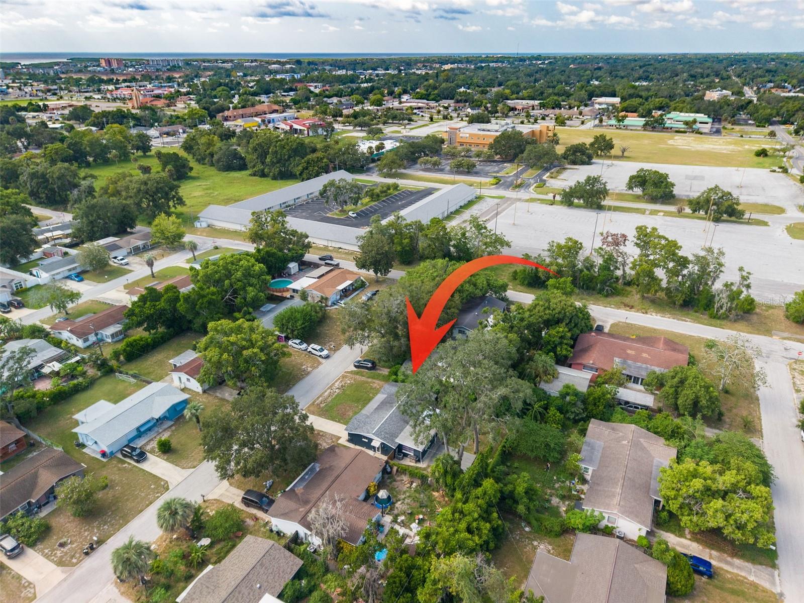 5030 OVERLOOK DR — photo 37