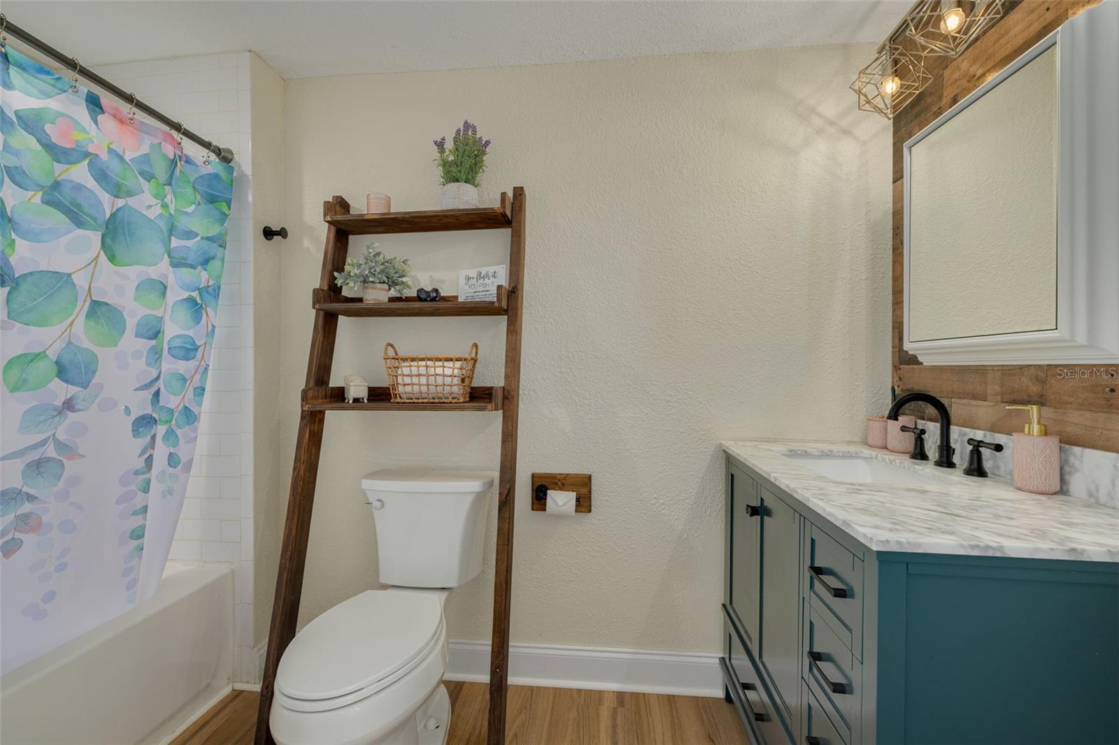 5030 OVERLOOK DR — photo 12