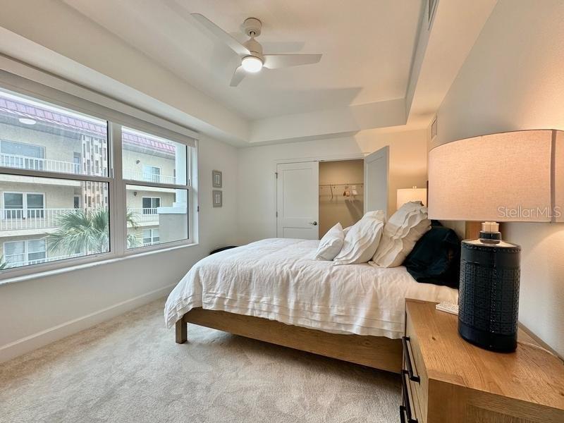 125 ISLAND WAY #305 — photo 31