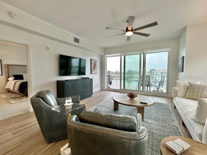 125 ISLAND WAY #305 — photo 18