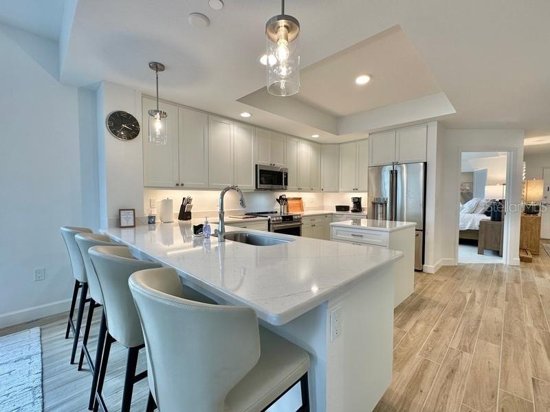 125 ISLAND WAY #305 — photo 12