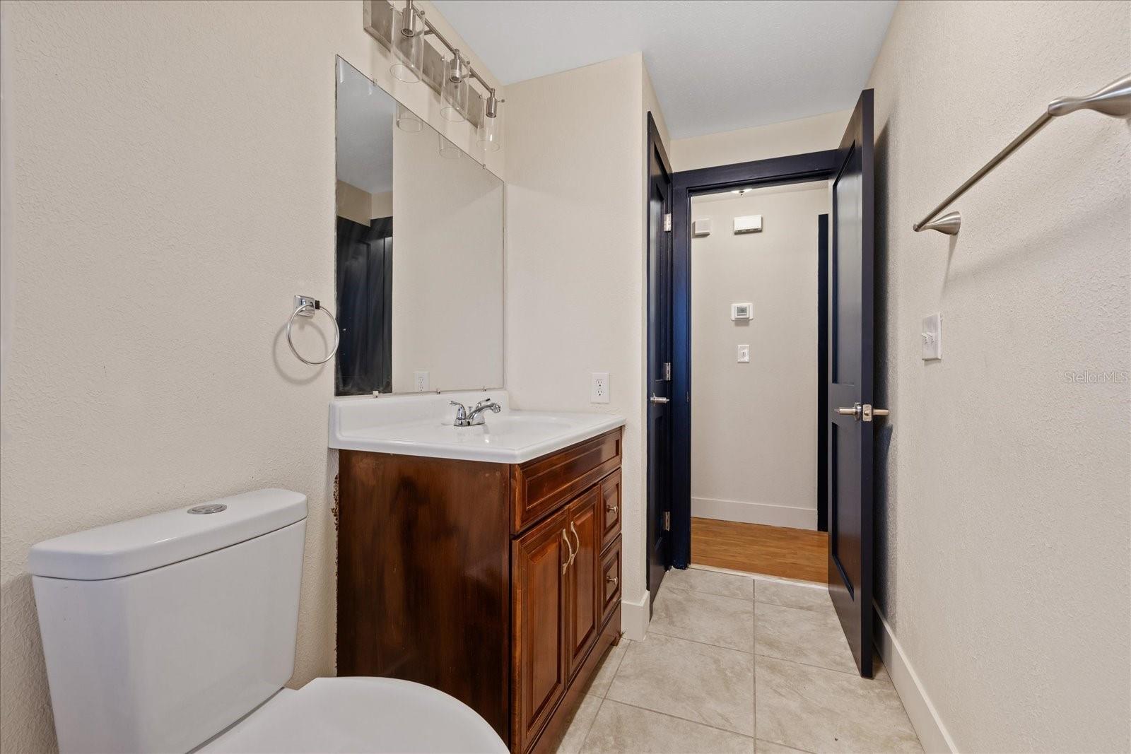 5900 AVOCADO ST — photo 21