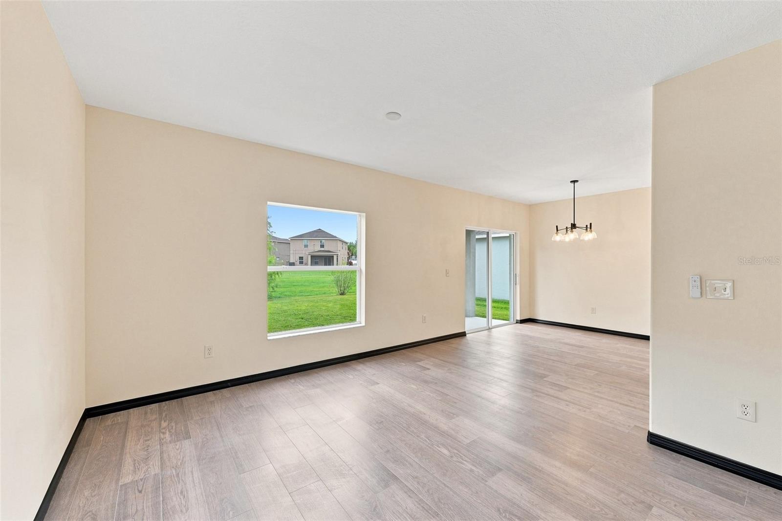 1403 TRAILWATER ST — photo 17