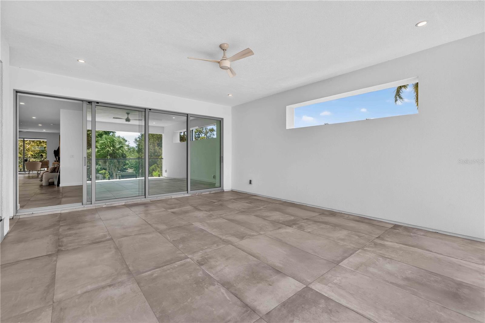 2419 HILLVIEW ST — photo 49