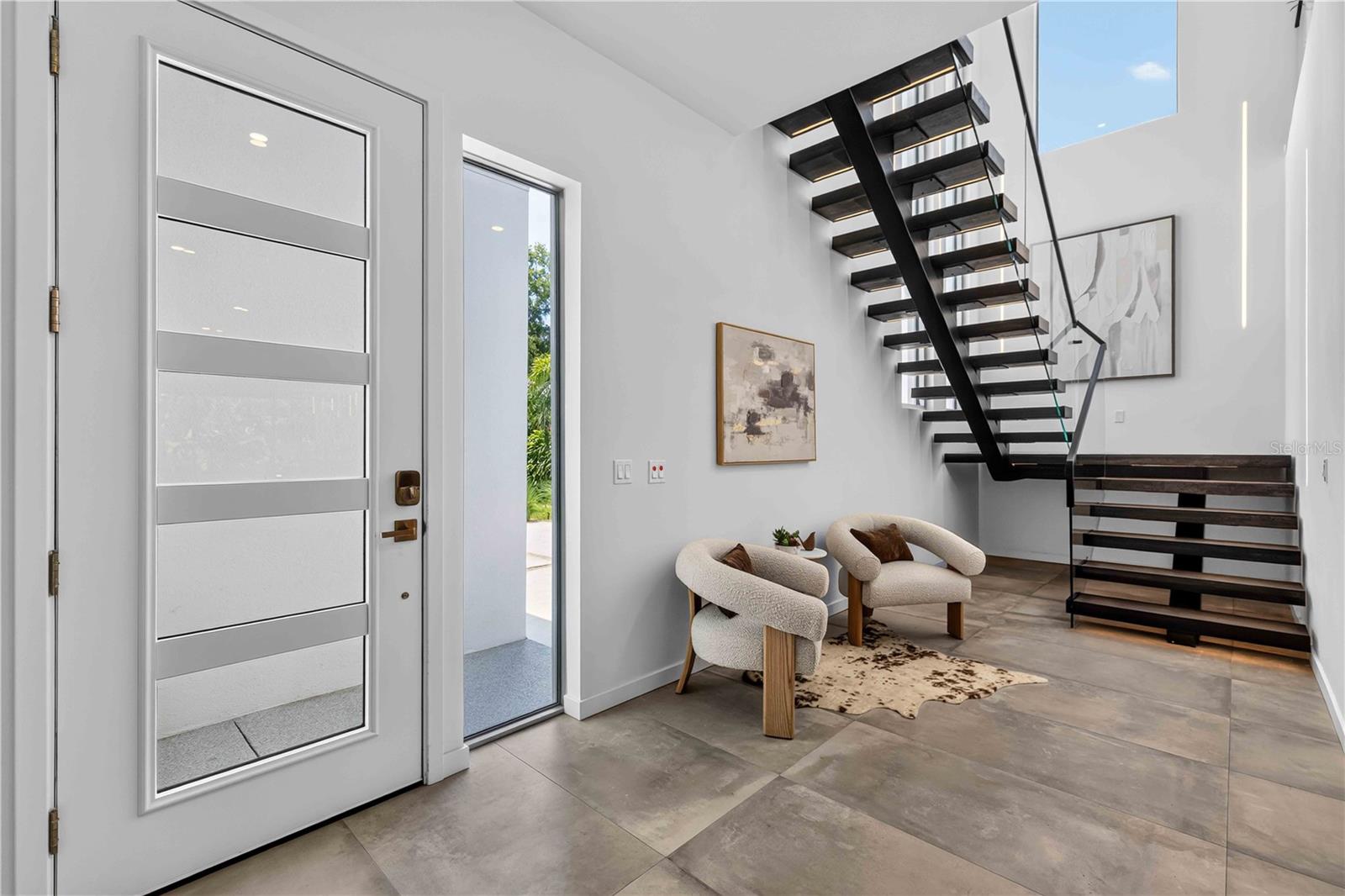 2419 HILLVIEW ST — photo 4
