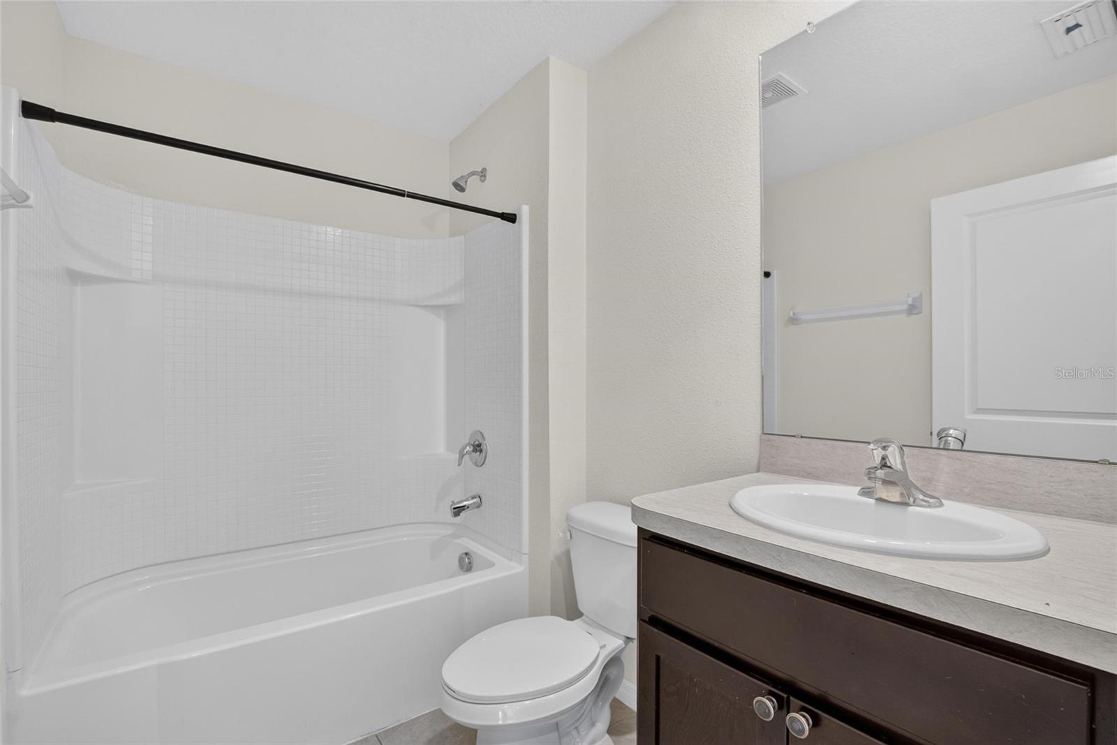 2818 GUMBO LIMBO DR — photo 32