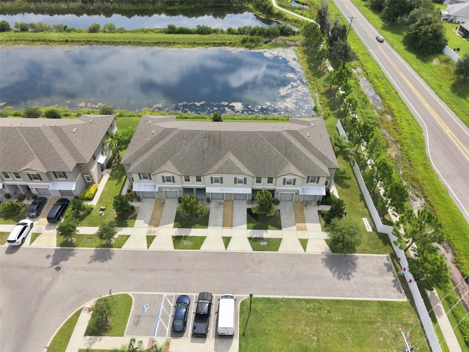 15548 FLORENCE HOLLOW PL — photo 36