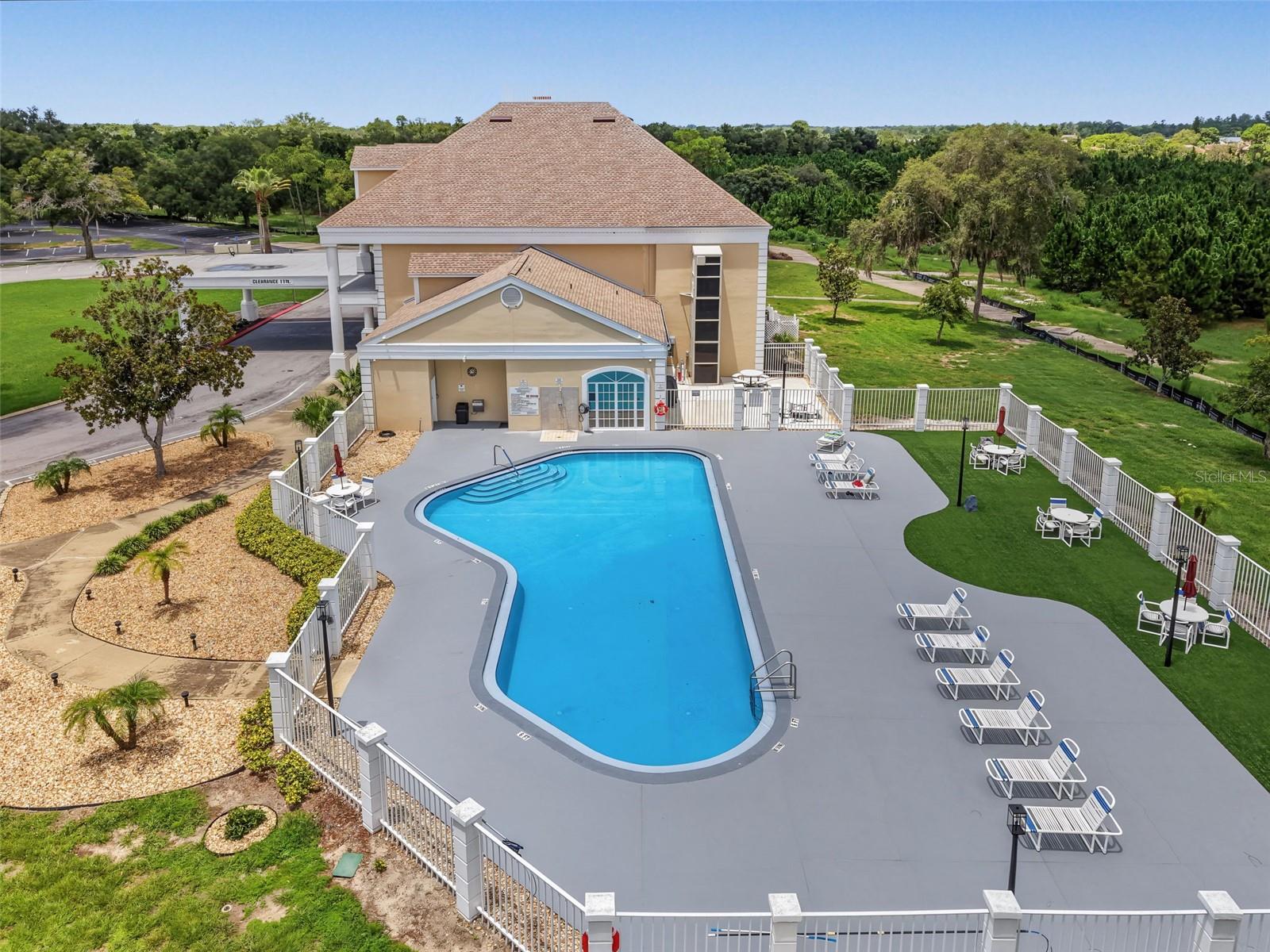 8425 DANBURY LN — photo 80