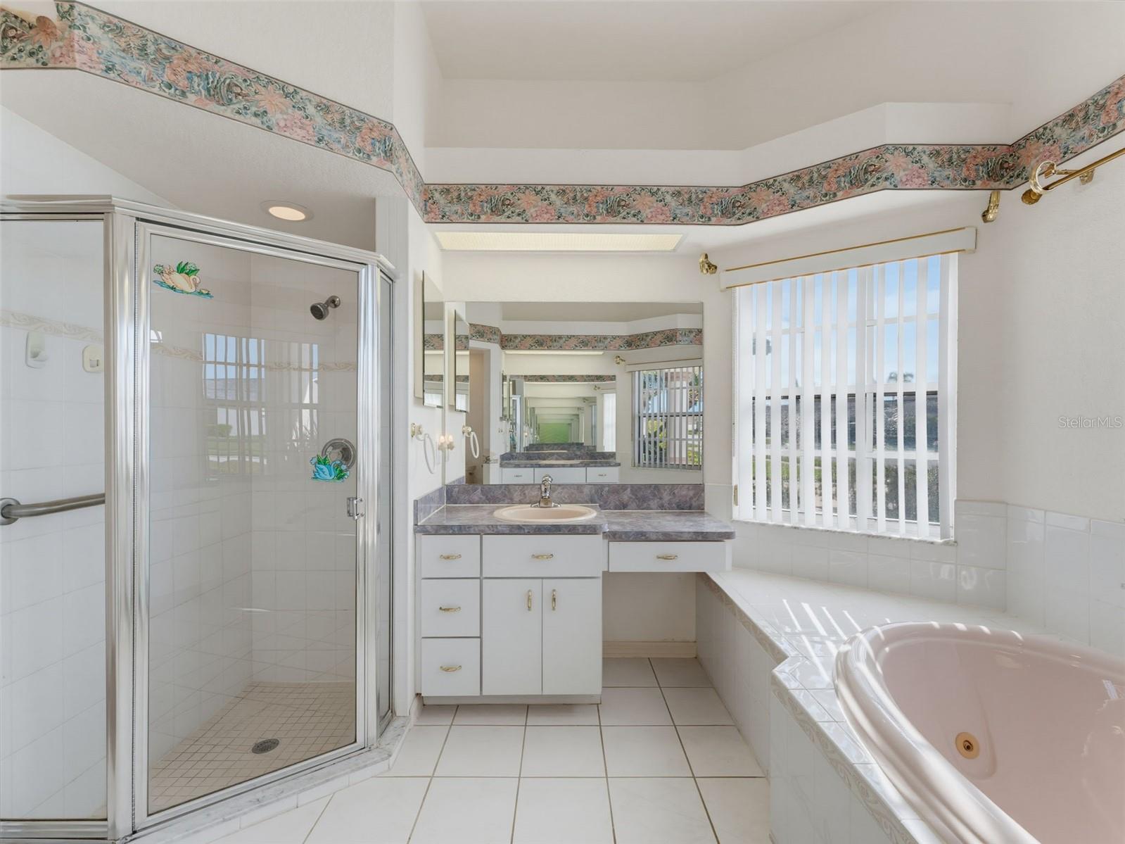 8425 DANBURY LN — photo 38