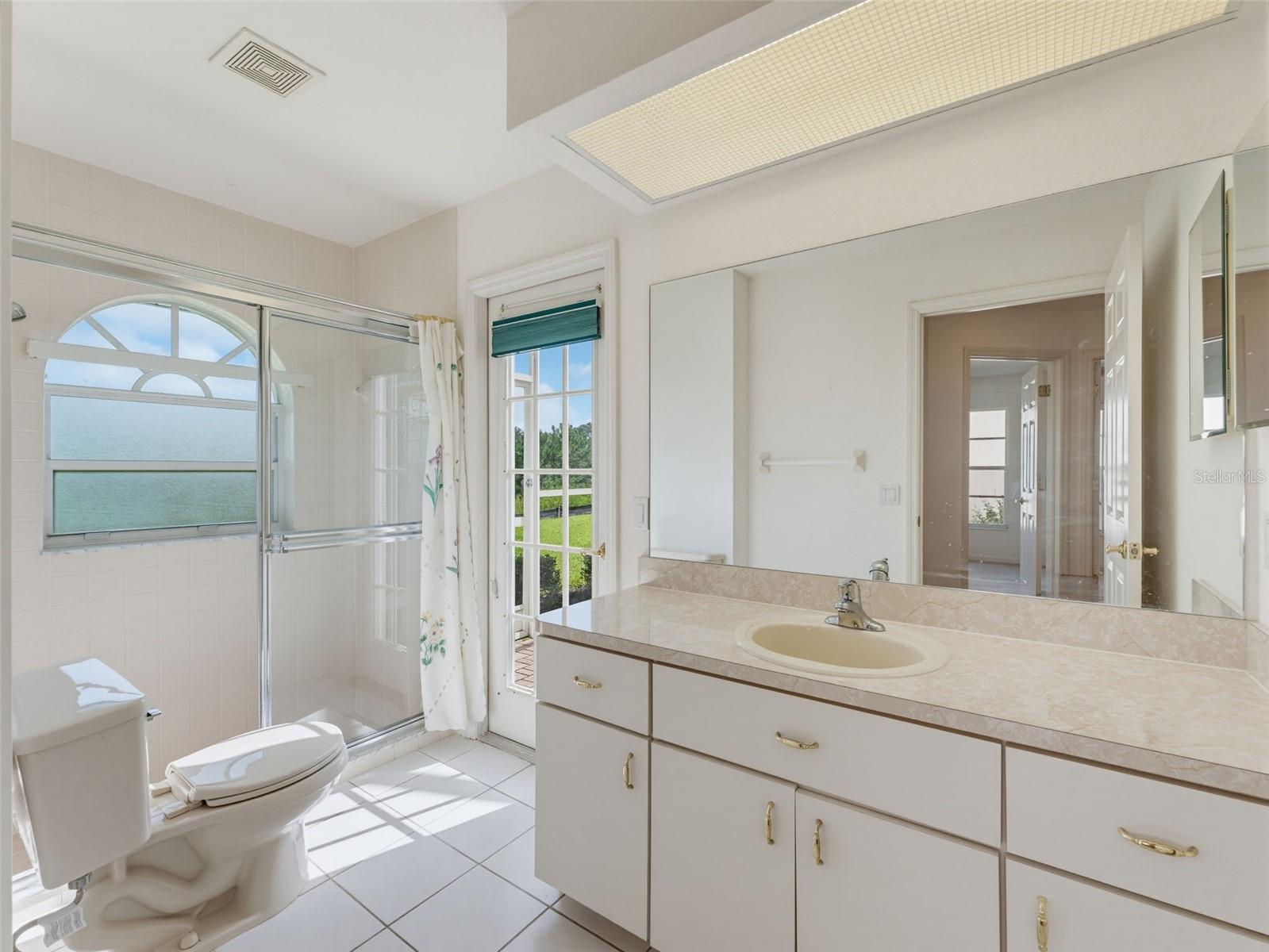 8425 DANBURY LN — photo 45