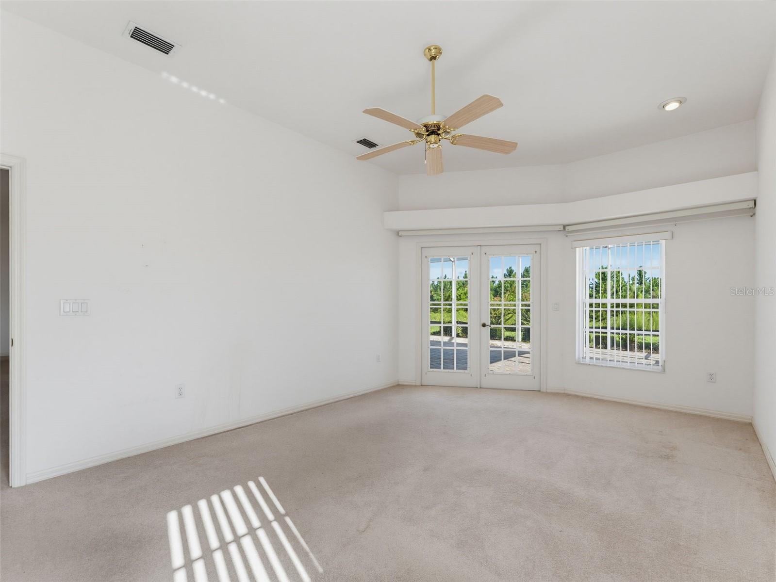 8425 DANBURY LN — photo 36
