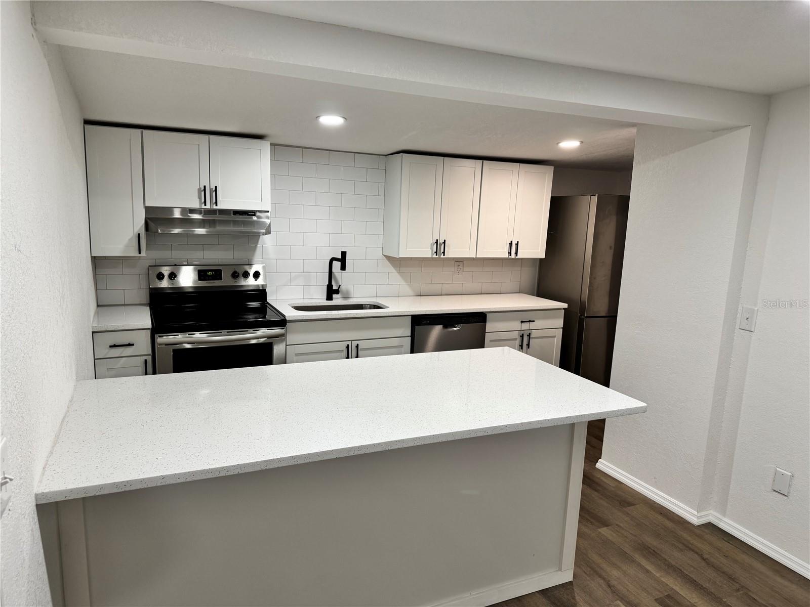 38839 MILLER AVE — photo 3