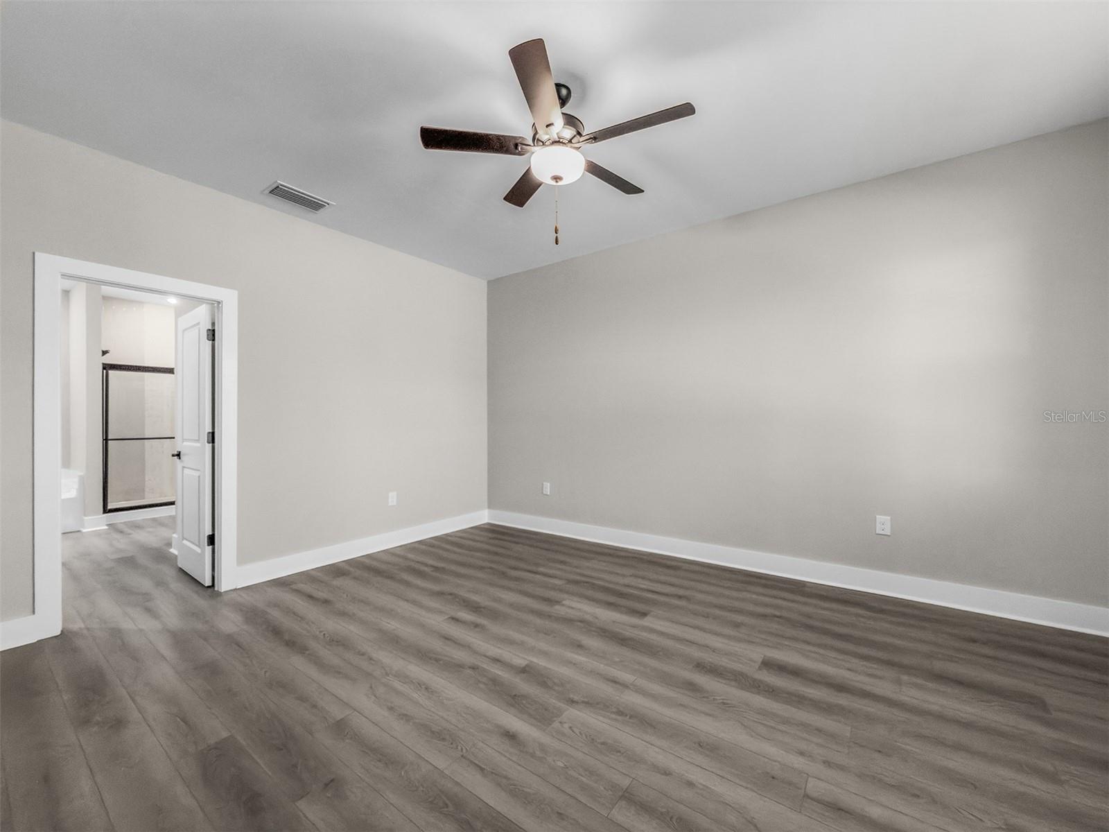 2411 GALLAGHER RD — photo 5