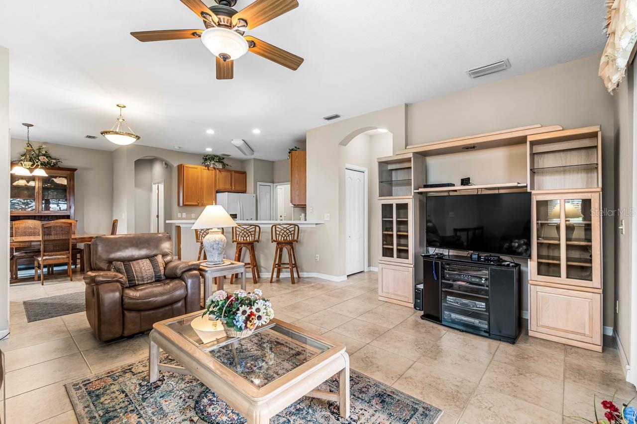 1160 JAMESON GREENS DR — photo 10
