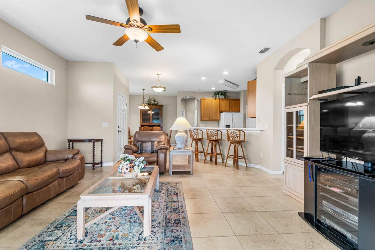1160 JAMESON GREENS DR — photo 9