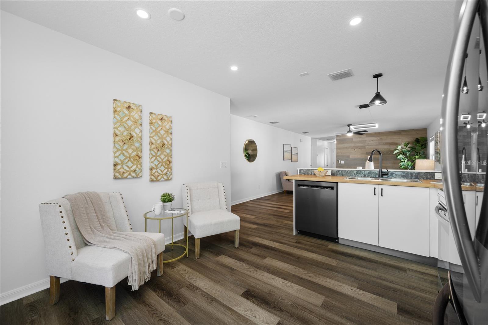 608 2ND ST SW — photo 32