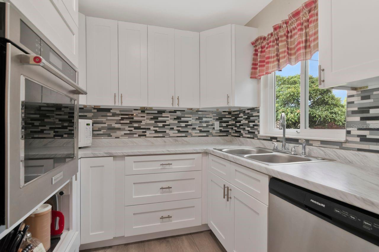 7713 W POWHATAN AVE — photo 11