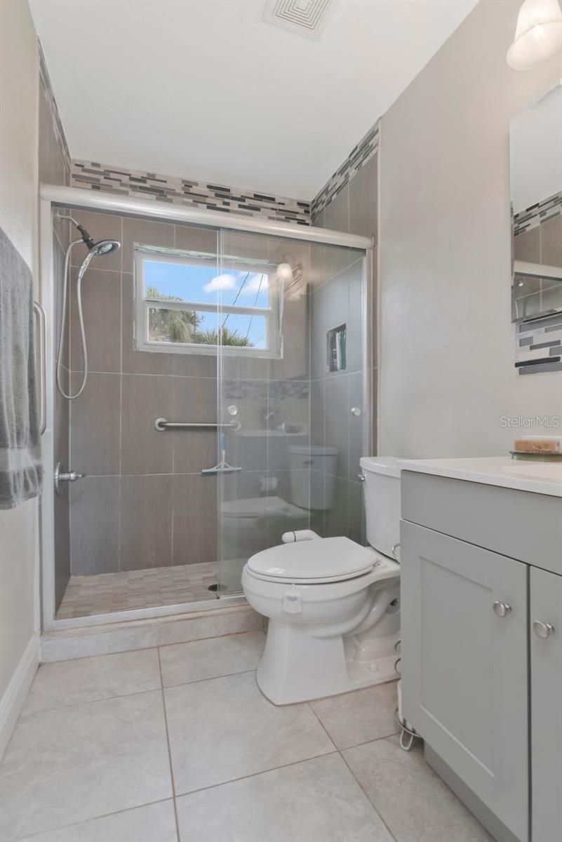 7713 W POWHATAN AVE — photo 18