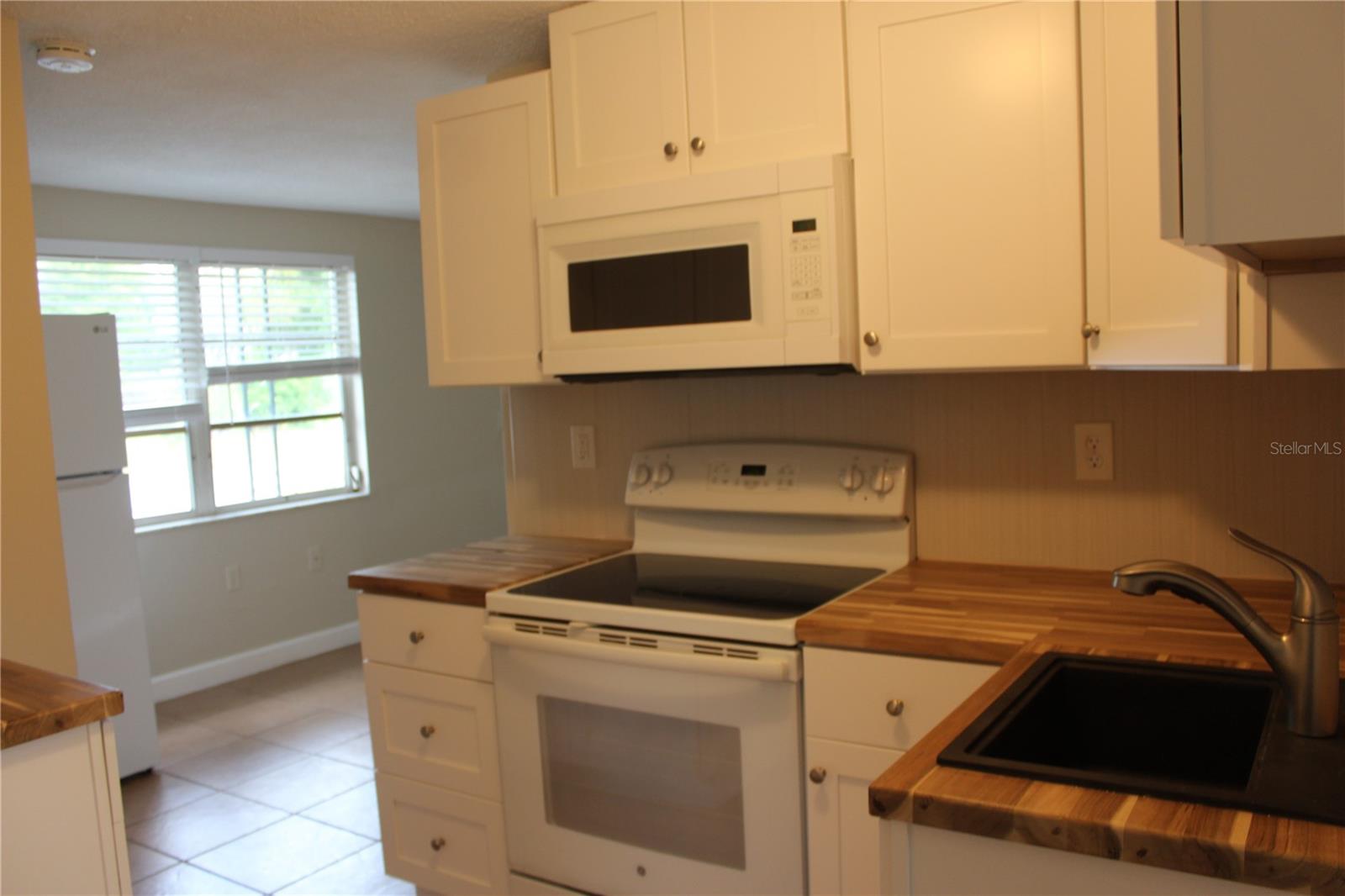 4424 TERRY LOOP #A — photo 2