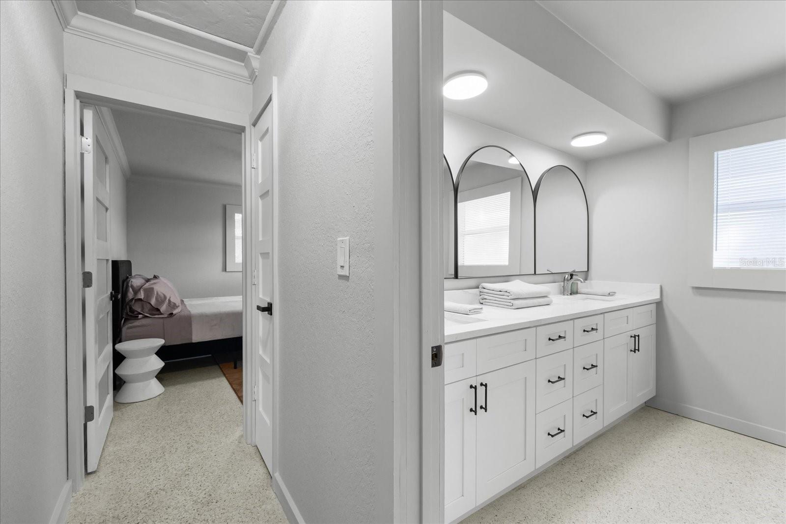 10001 S YACHT CLUB DR — photo 40