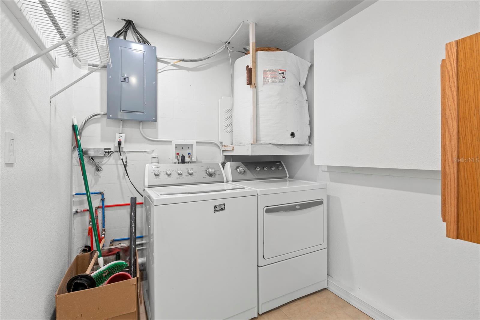 1508 DERRICK ST — photo 20