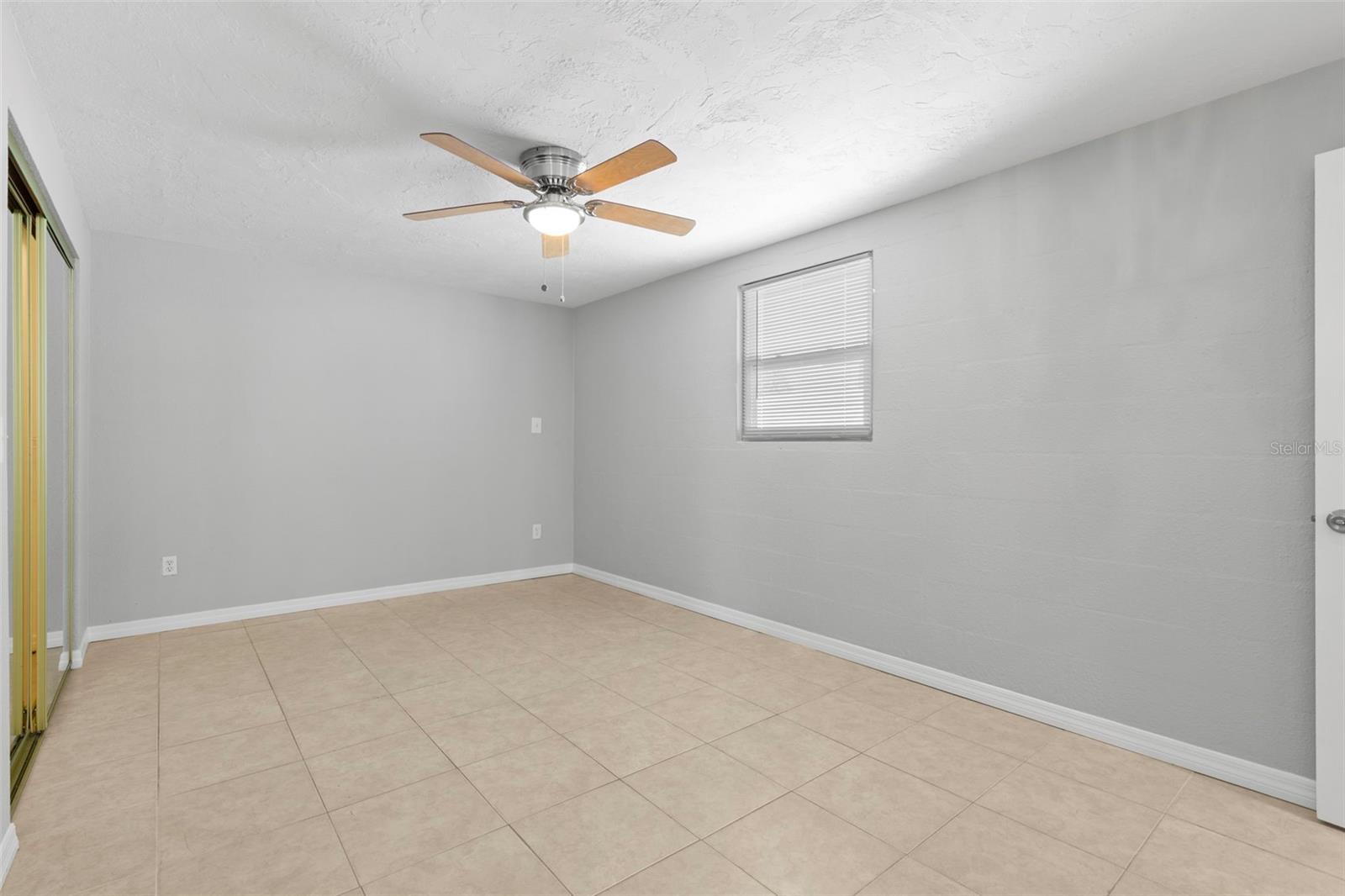 1508 DERRICK ST — photo 10