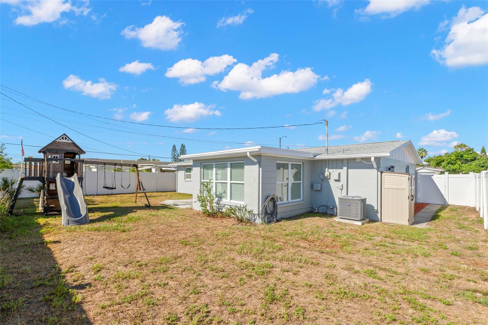 1508 DERRICK ST — photo 26
