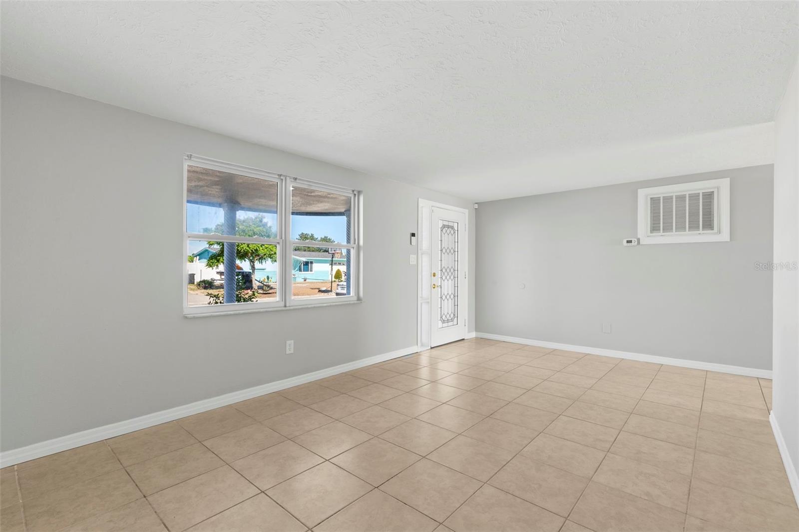1508 DERRICK ST — photo 19