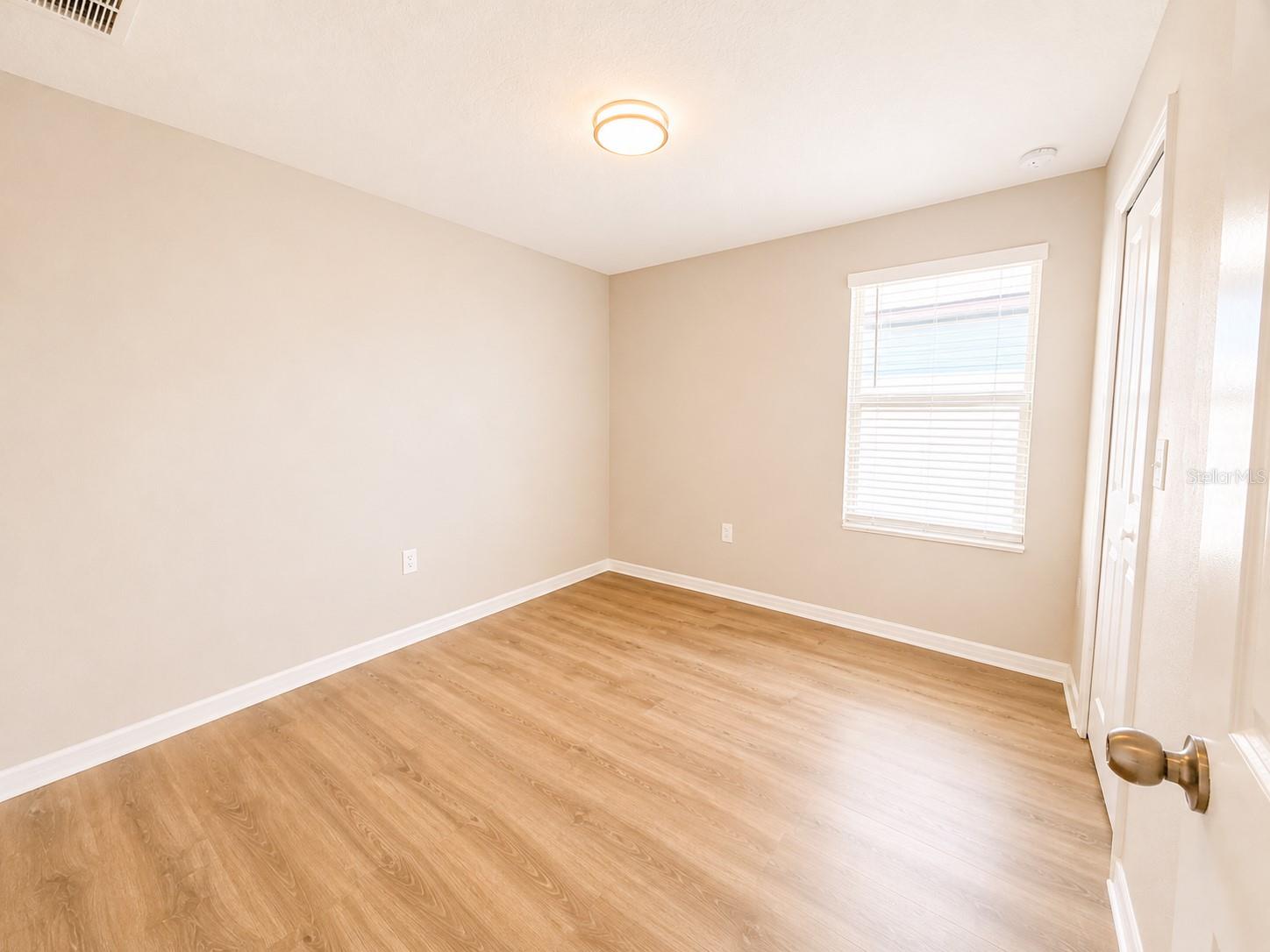 7422 EVENING PRIMROSE CT — photo 8