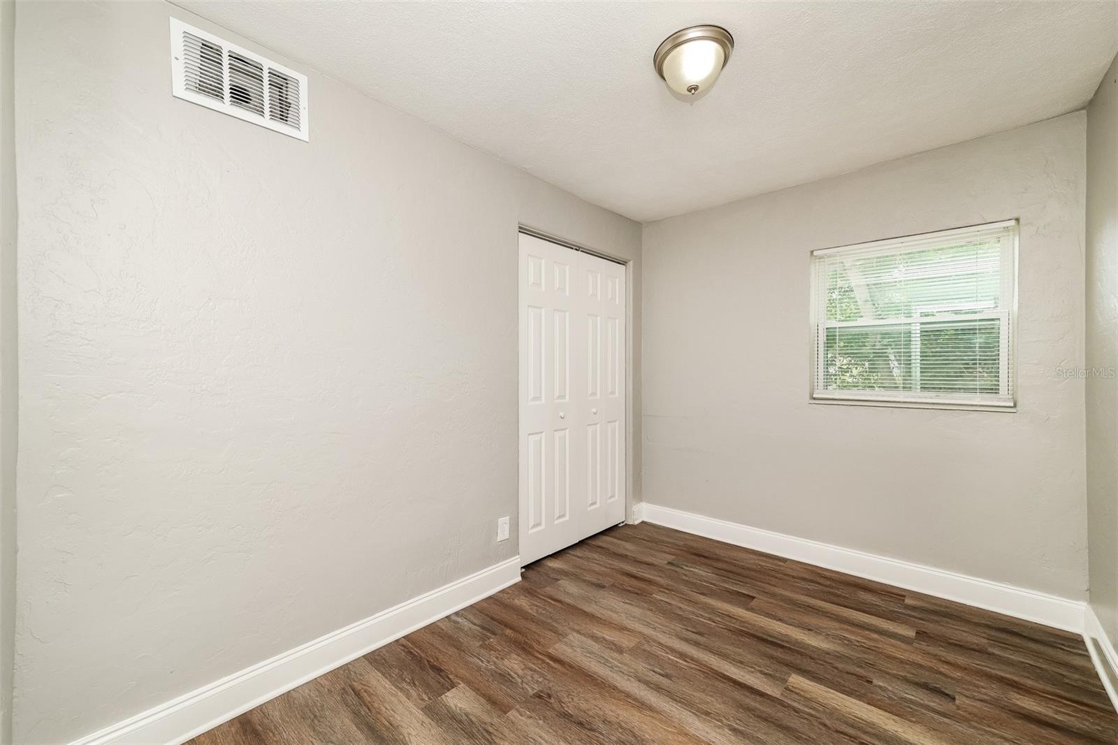 2624 13TH AVE S — photo 10